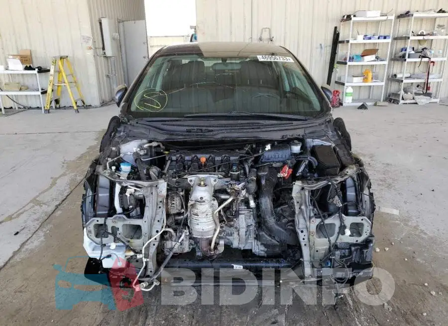 19XFB2F57FE045424 Photo# 5