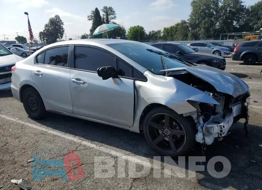 2HGFB2F95FH519217 Photo# 4