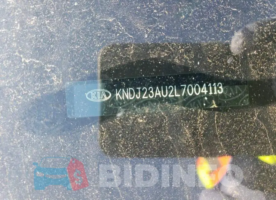 KNDJ23AU2L7004113 Photo# 13