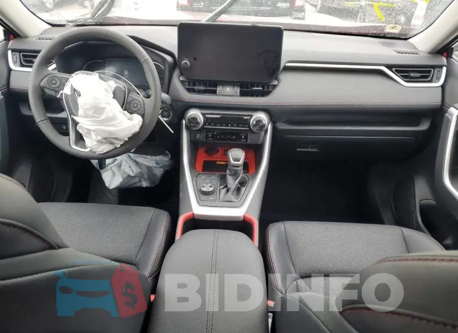 2T3S1RFV8PW352066 Photo# 8