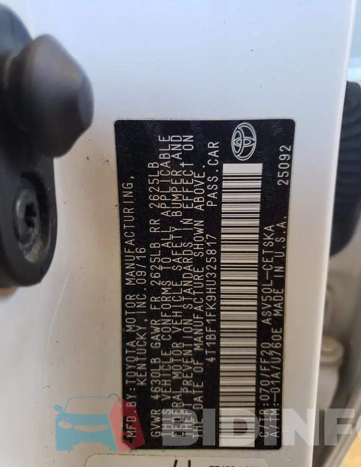 4T1BF1FK9HU325817 Photo# 12