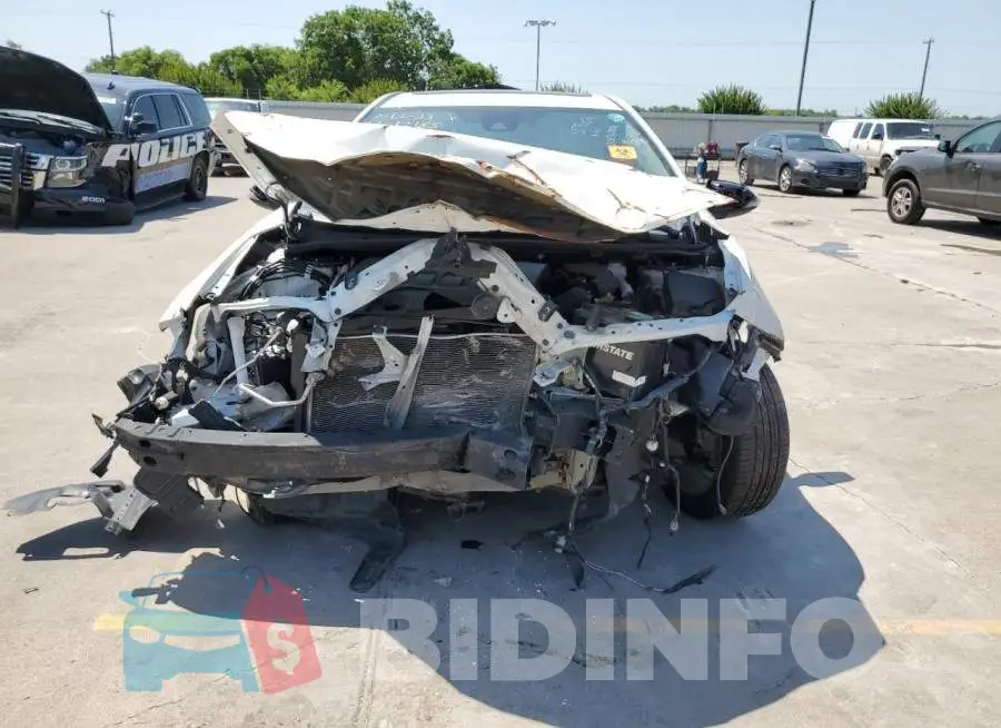 5YFBURHEXHP703818 Photo# 5