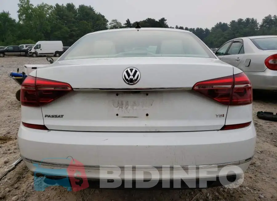 1VWDT7A38HC045821 Photo# 6