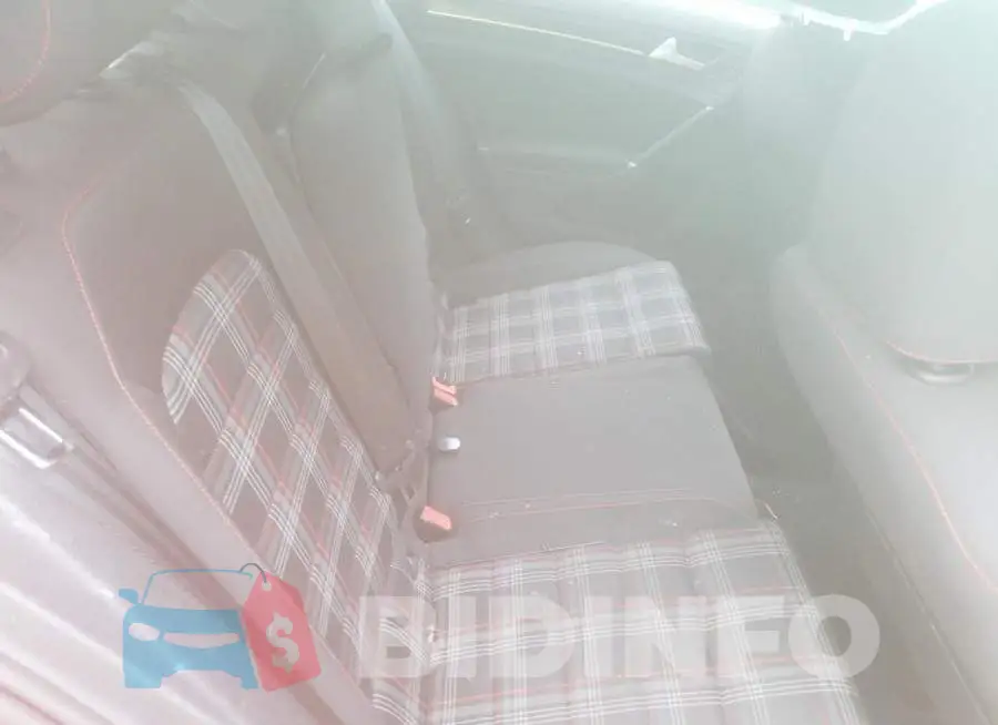 3VW4T7AU6GM013391 Photo# 11
