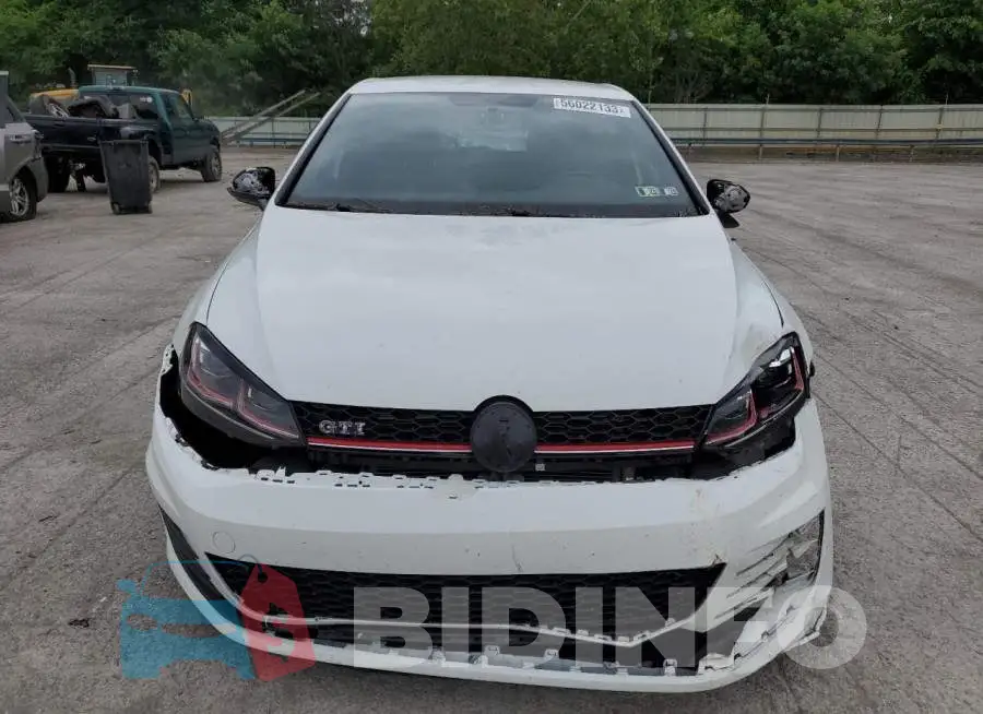 3VW5T7AU0HM033867 Photo# 5