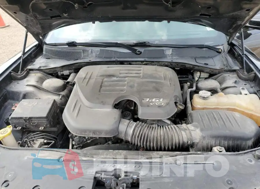 2C3CDXHG8FH916221 Photo# 11