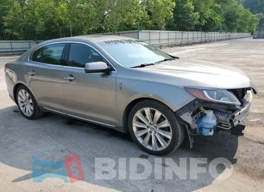 1LNHL9FTXFG600696 Photo# 4