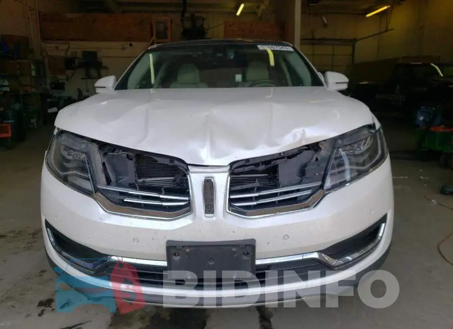 2LMPJ8LR9GBL29681 Photo# 5