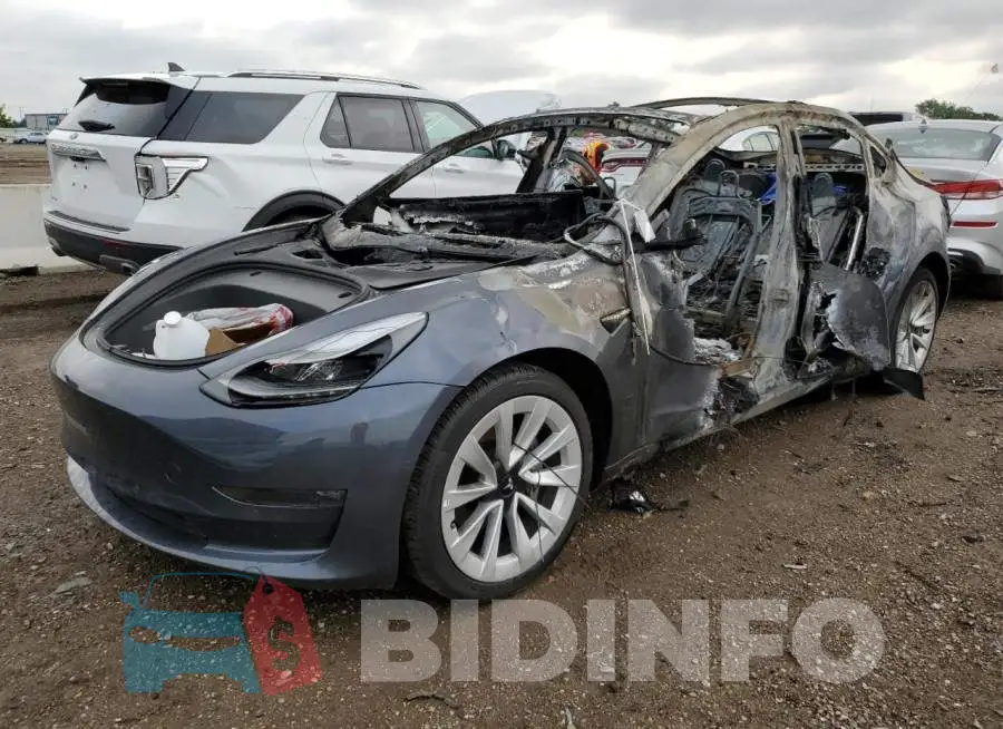 5YJ3E1EB6NF285844 Photo# 1