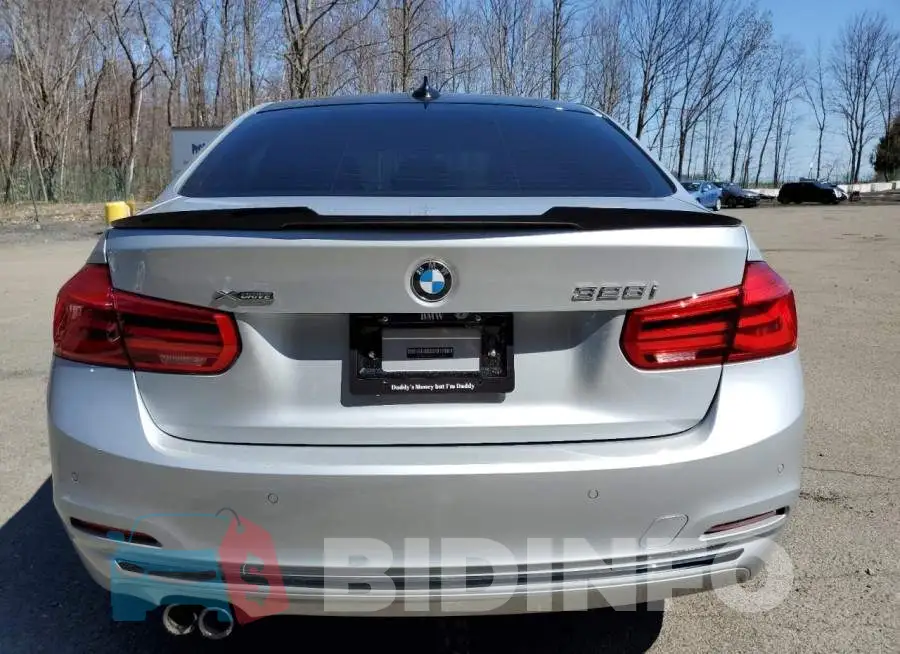WBA8E3G56GNT77725 Photo# 6