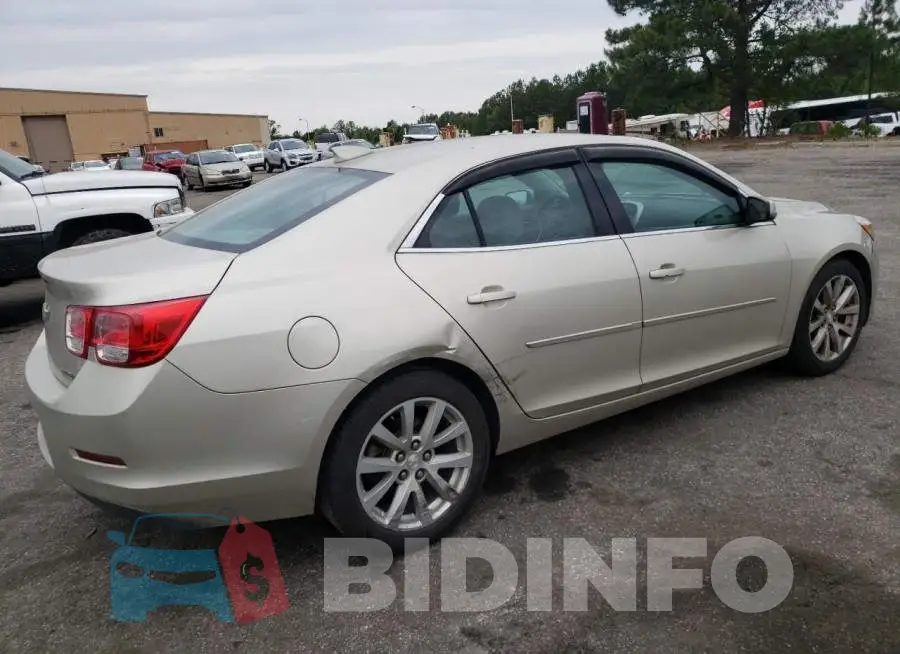 1G11D5SL3FF262784 Photo# 3