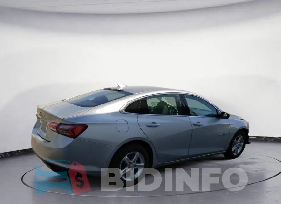 1G1ZD5ST2NF150432 Photo# 3