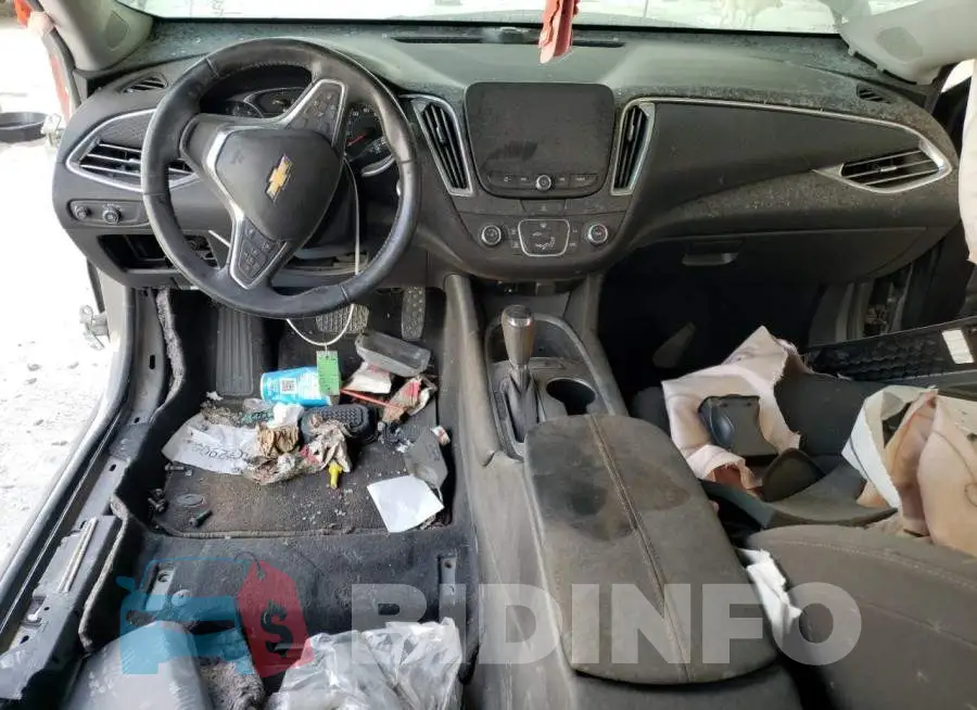 1G1ZD5ST3JF178024 Photo# 8