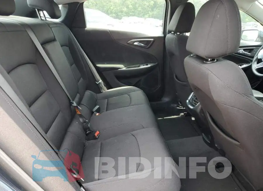 1G1ZD5ST6MF070890 Photo# 10