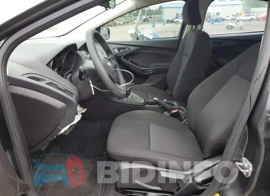 1FADP3E25HL256062 Photo# 7
