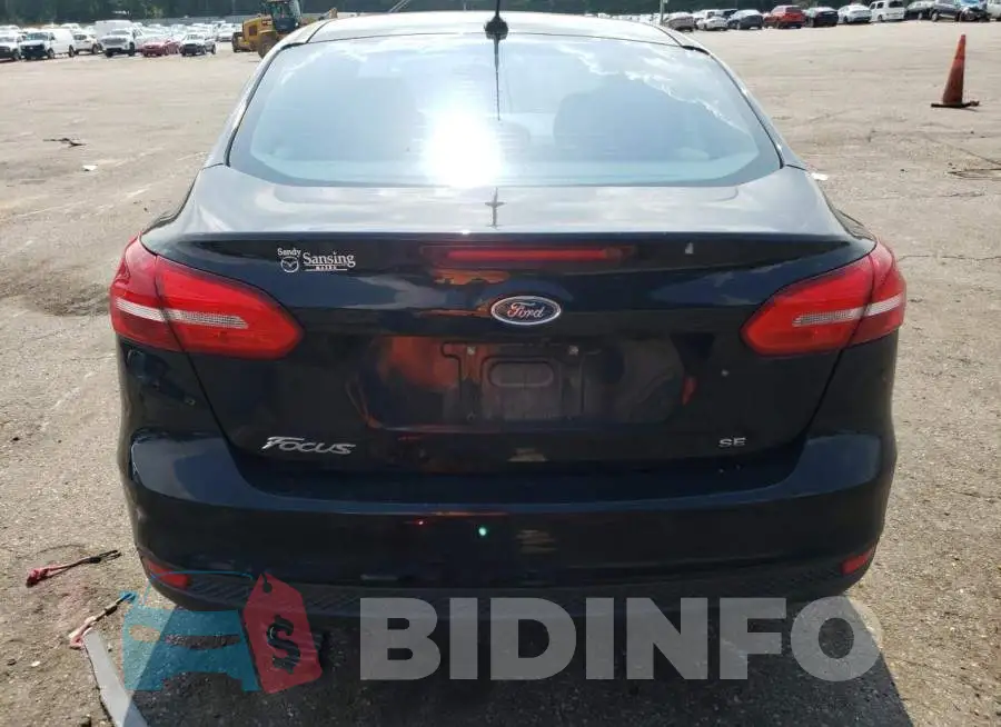 1FADP3F21JL209096 Photo# 6