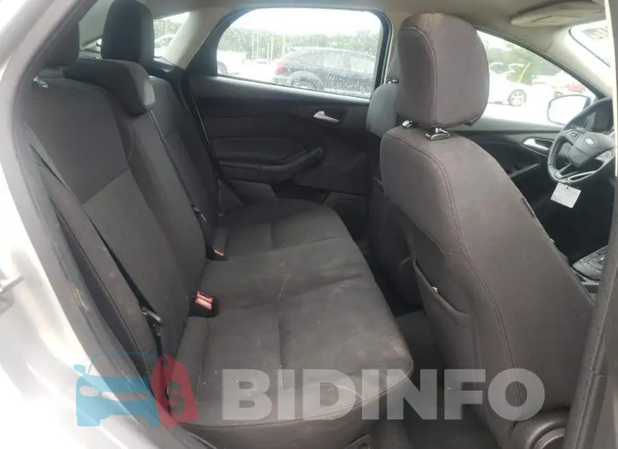 1FADP3F2XGL279916 Photo# 6