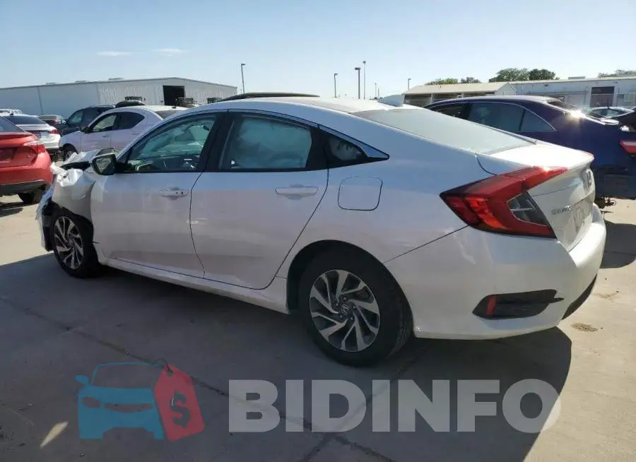19XFC2F74JE207212 Photo# 2