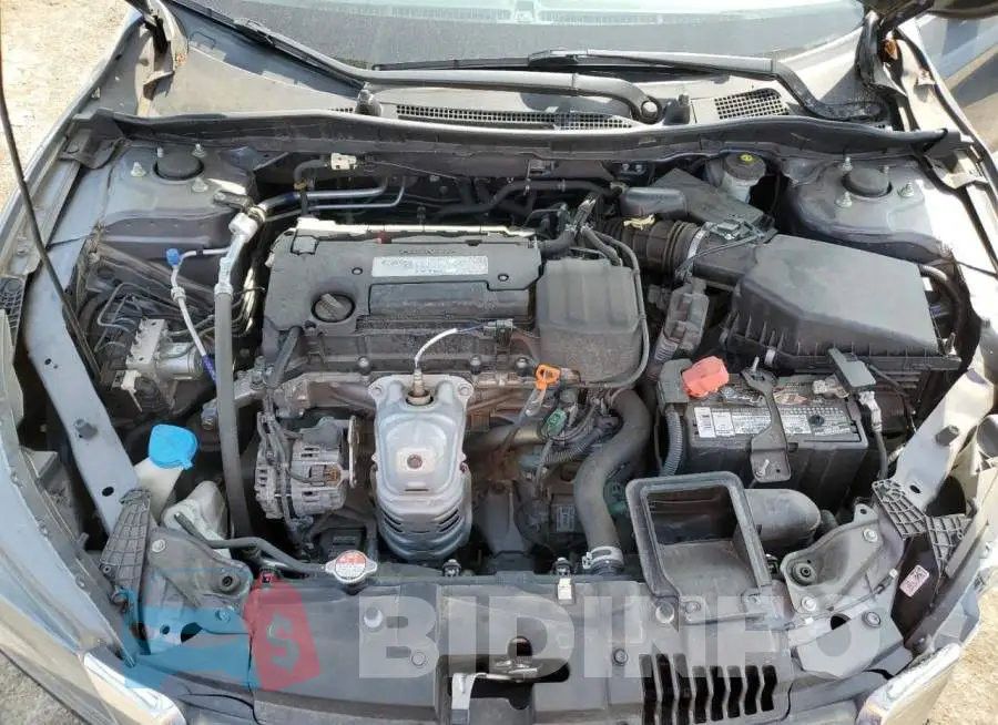 1HGCR2F37FA162163 Photo# 11