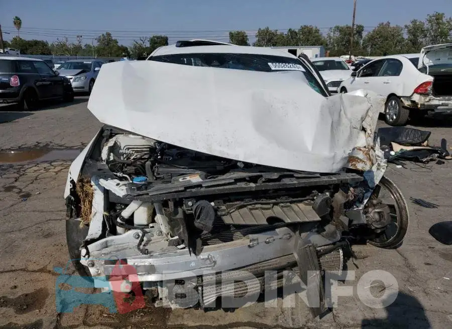 1HGCV2F37MA027421 Photo# 5