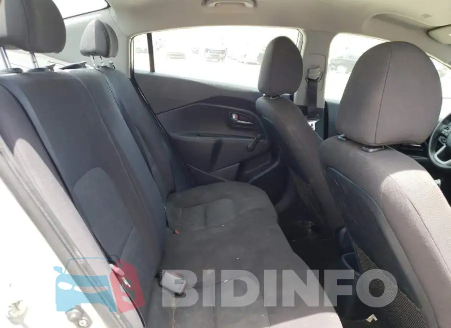 KNADM4A35G6670170 Photo# 10