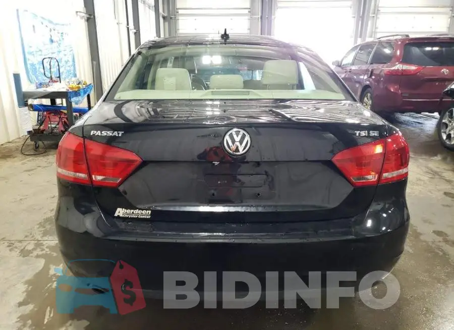 1VWBS7A37FC004538 Photo# 6