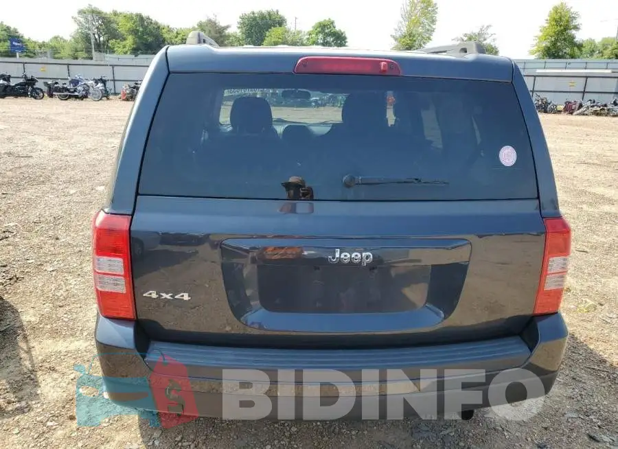 1C4NJRBB6ED809069 Photo# 6