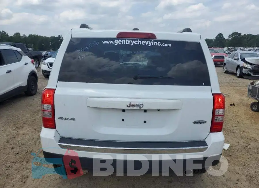 1C4NJRFBXGD647685 Photo# 6