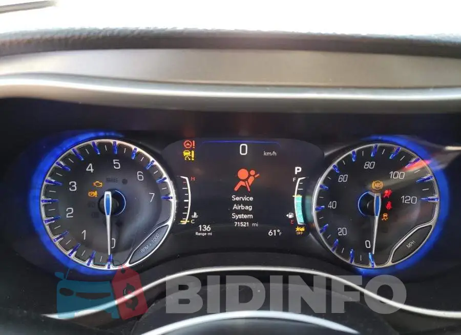 2C4RC1BGXMR527733 Photo# 9