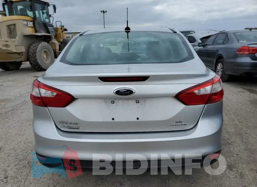 1FADP3F24EL181624 Photo# 6