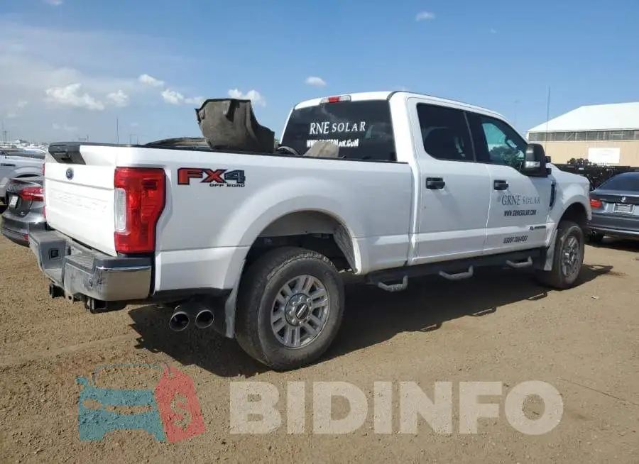 1FT7W2BT1JEB35833 Photo# 3