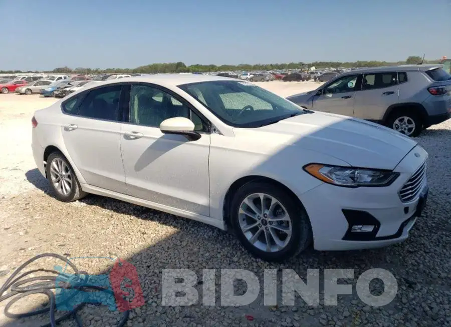 3FA6P0HD5KR277099 Photo# 4