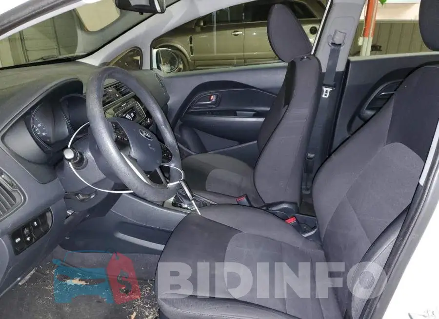 KNADM4A32H6118420 Photo# 7