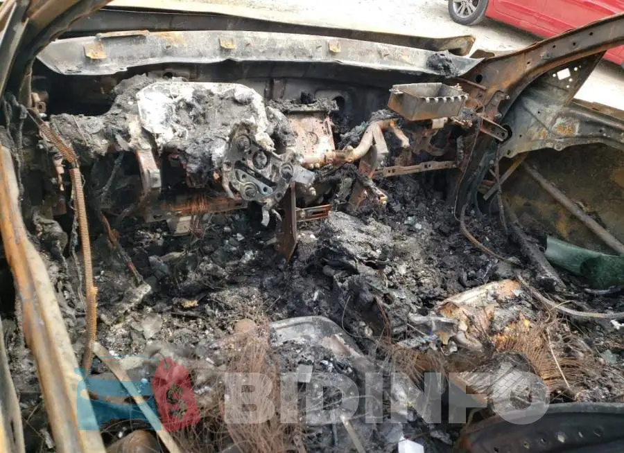 5XXGT4L32GG036736 Photo# 8