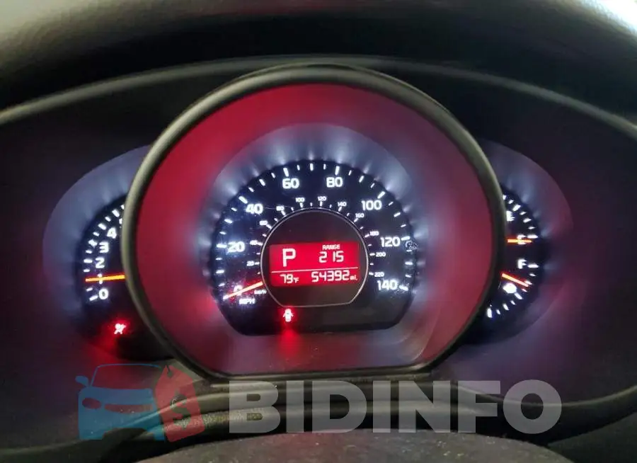 KNDJN2A22F7175044 Photo# 9