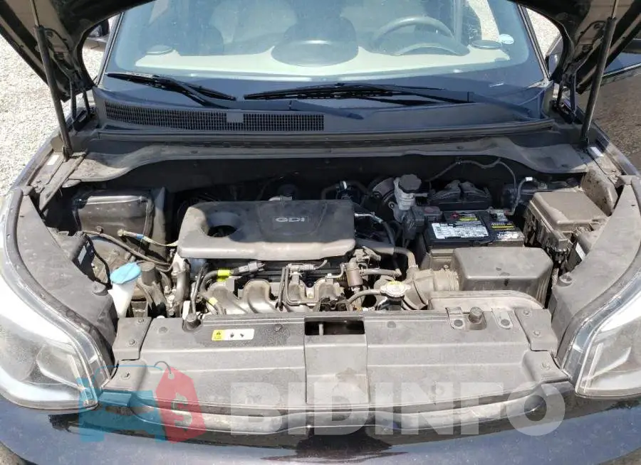 KNDJN2A29J7523432 Photo# 12