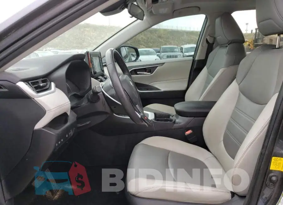 2T3A1RFV5MC160516 Photo# 7