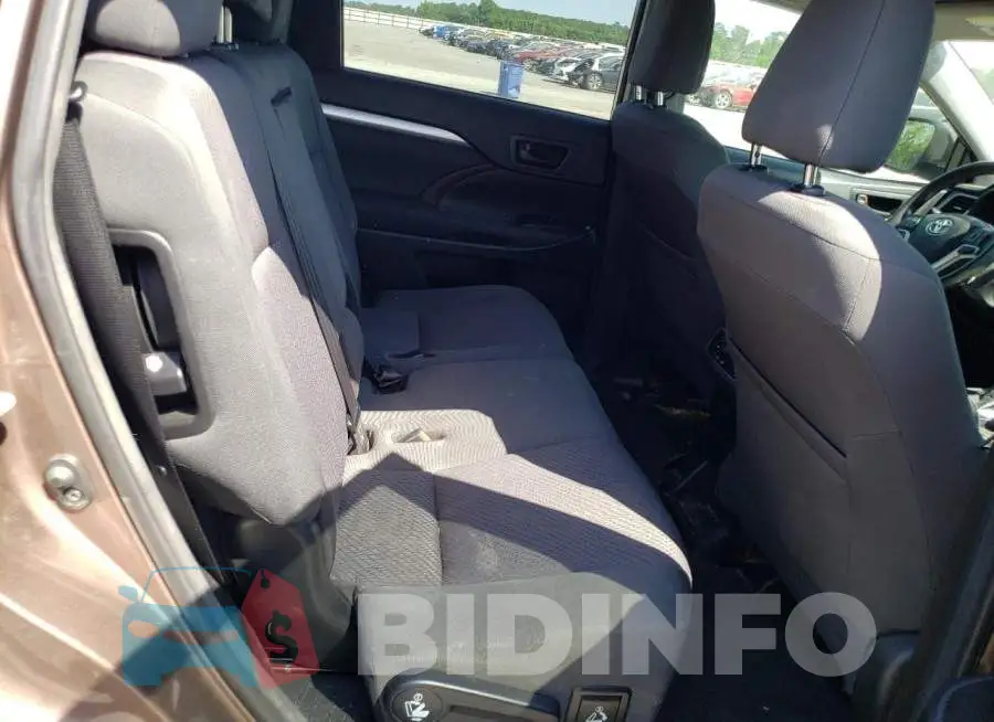 5TDZARFH9JS033373 Photo# 10