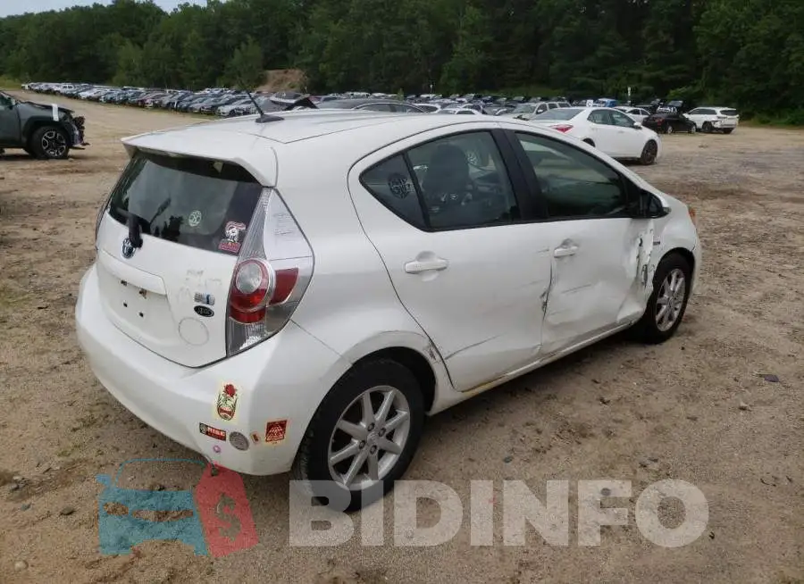 JTDKDTB38E1569606 Photo# 3