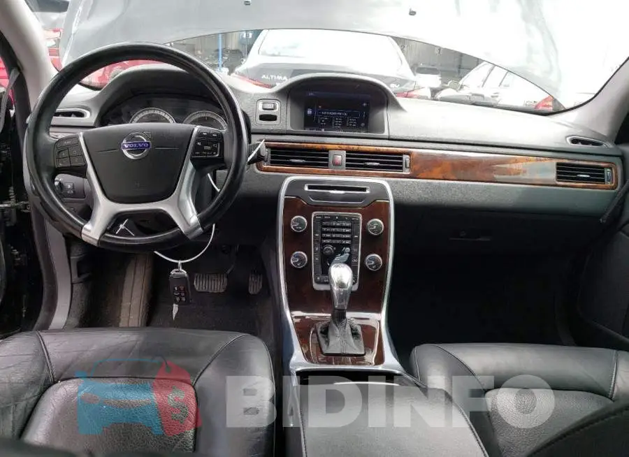 19UUB1F38FA017961 Photo# 8