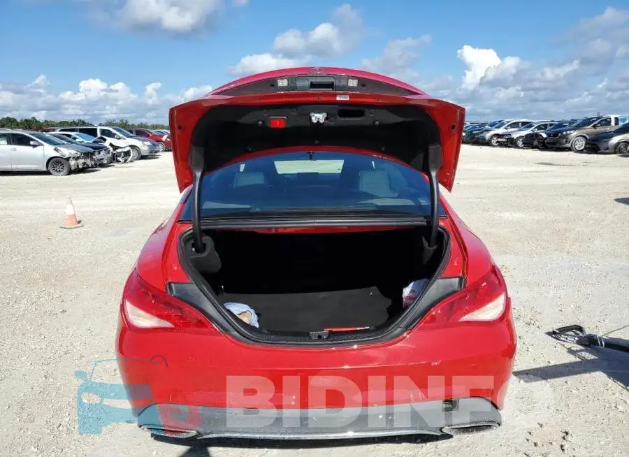 WDDSJ4EB8JN642175 Photo# 6