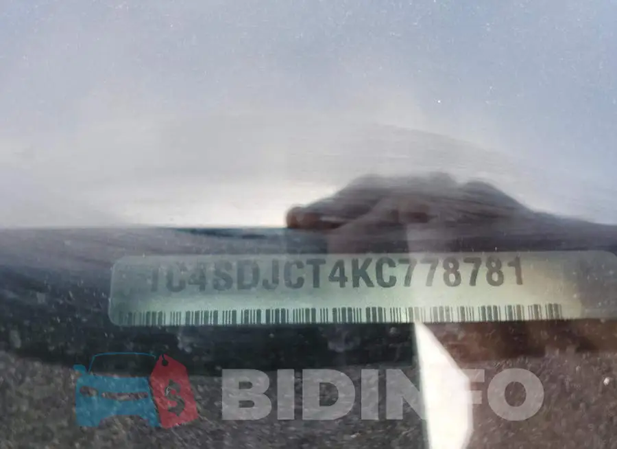 1C4SDJCT4KC778781 Photo# 13
