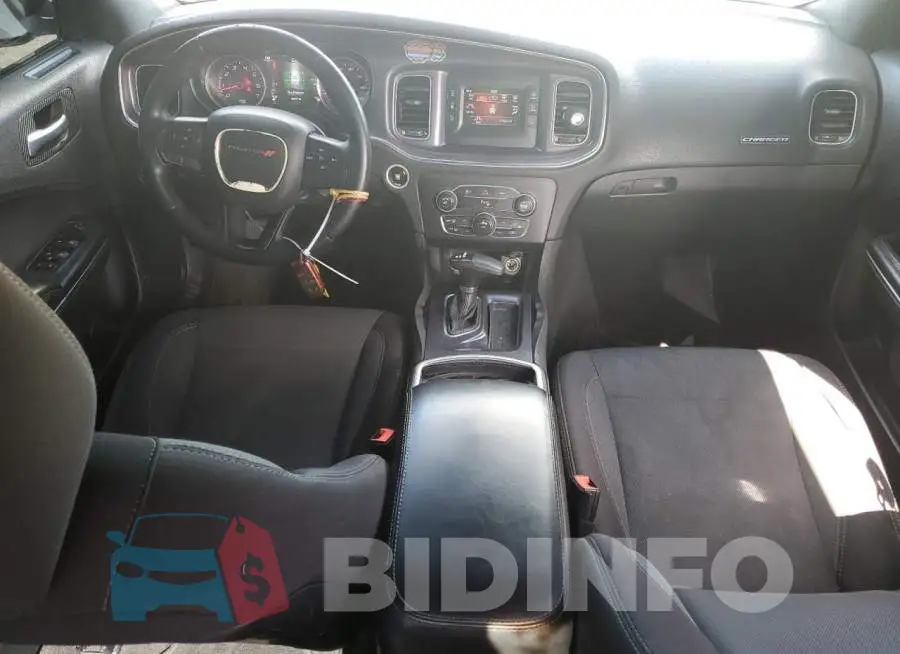 2C3CDXFG4FH841522 Photo# 8