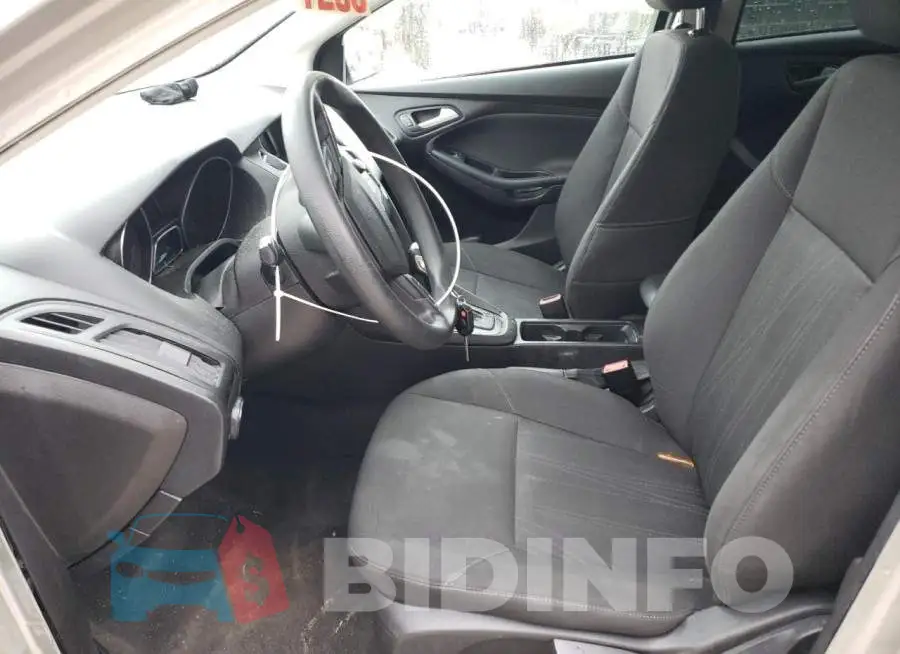 1FADP3F22FL252093 Photo# 7