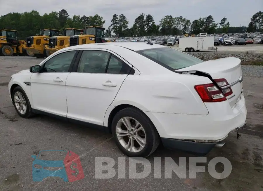 1FAHP2D89HG142835 Photo# 2
