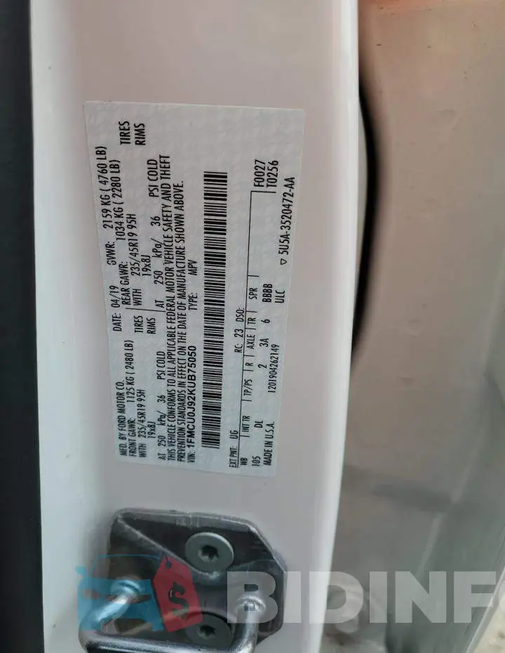 1FMCU0J92KUB75050 Photo# 13