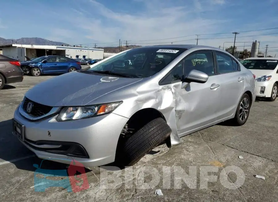 19XFB2F88FE261678 Photo# 2