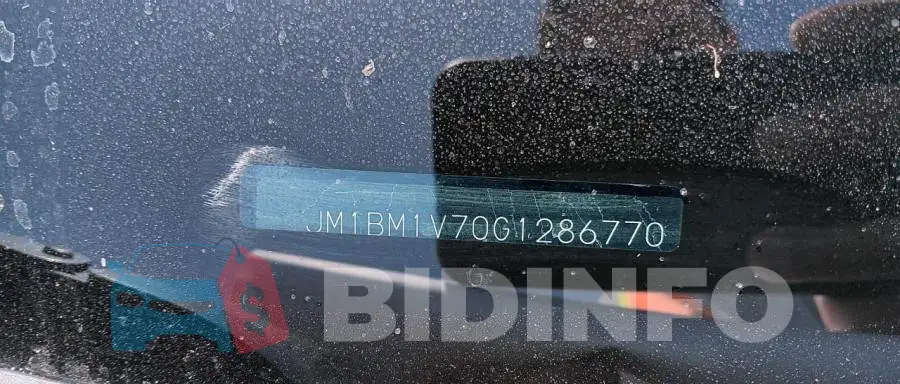 JM1BM1V70G1286770 Photo# 12