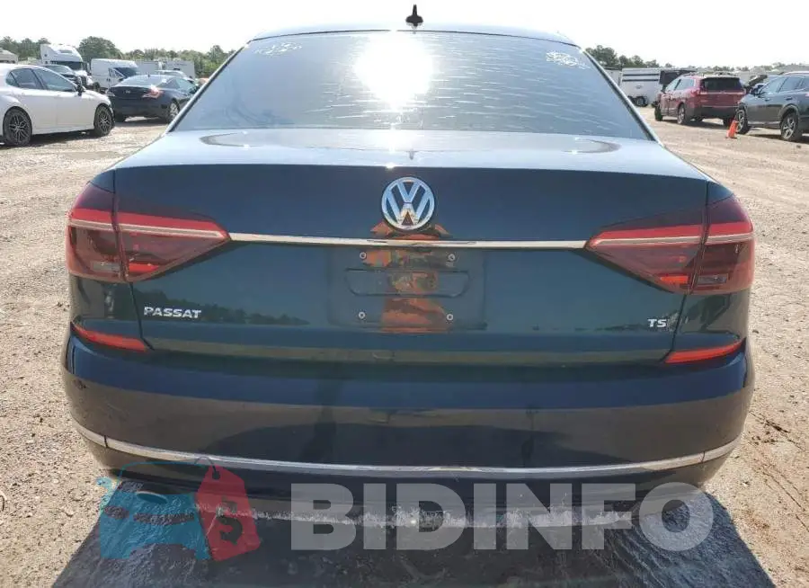 1VWDT7A35HC068702 Photo# 6