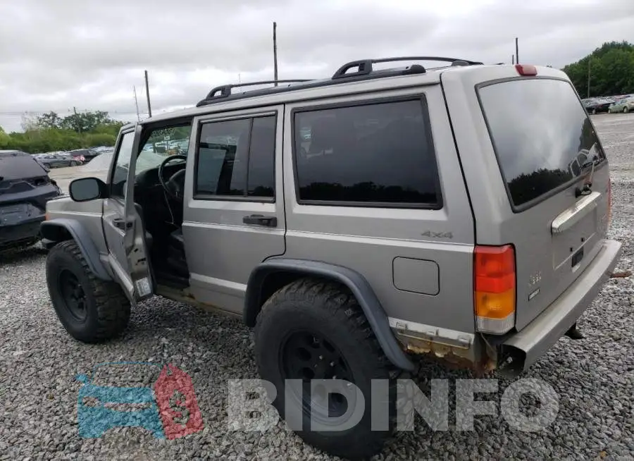 1J4FF68S3YL179835 Photo# 2